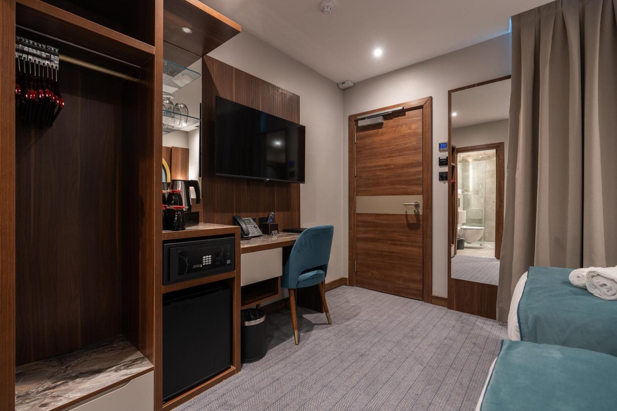 St Mark'S - Merit Hotels Лондон Екстериор снимка