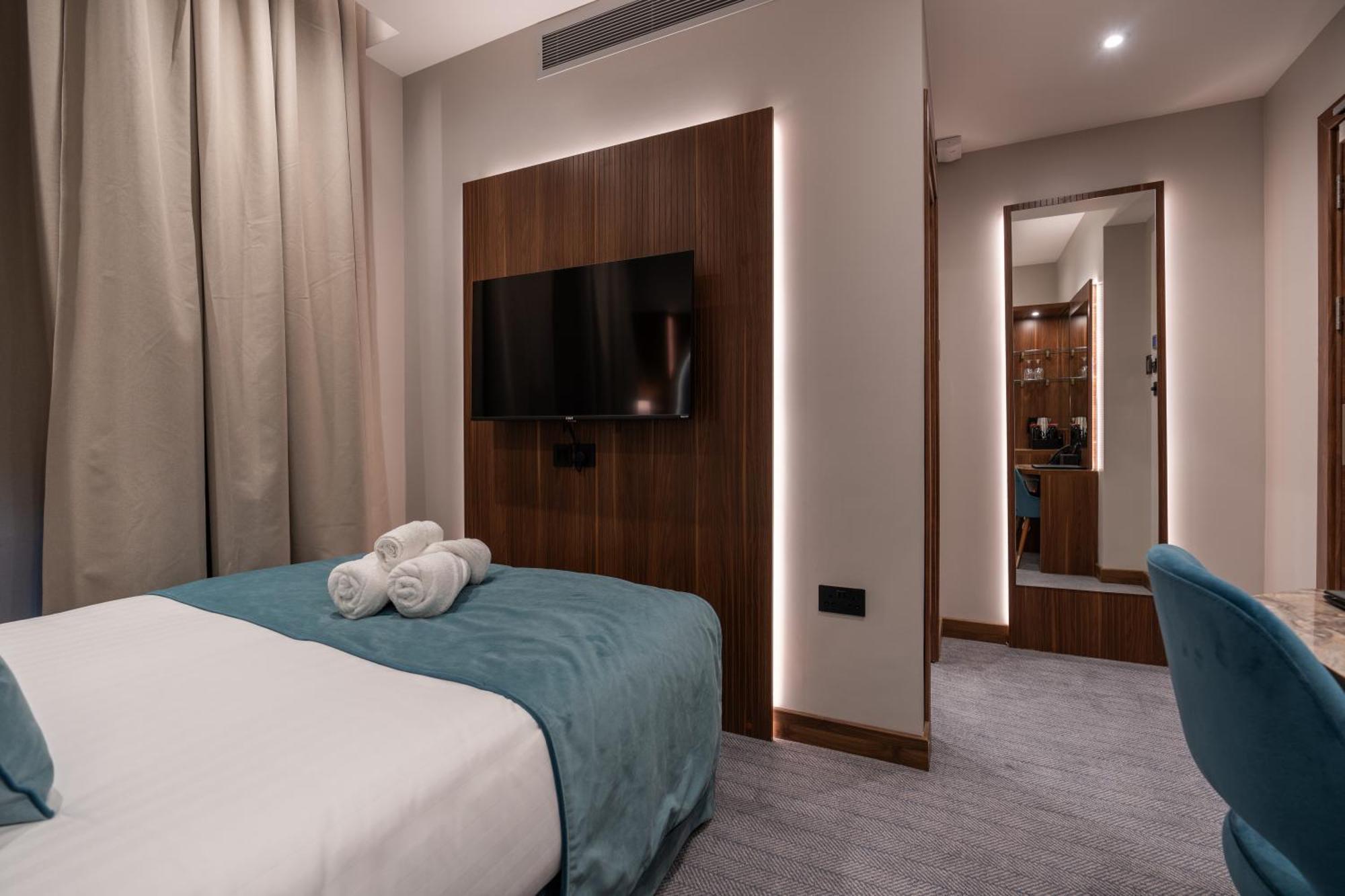 St Mark'S - Merit Hotels Лондон Екстериор снимка