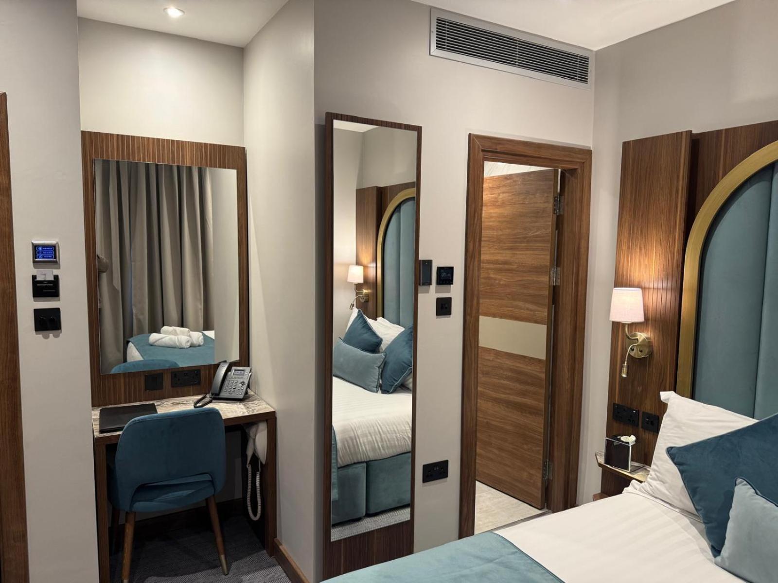 St Mark'S - Merit Hotels Лондон Екстериор снимка