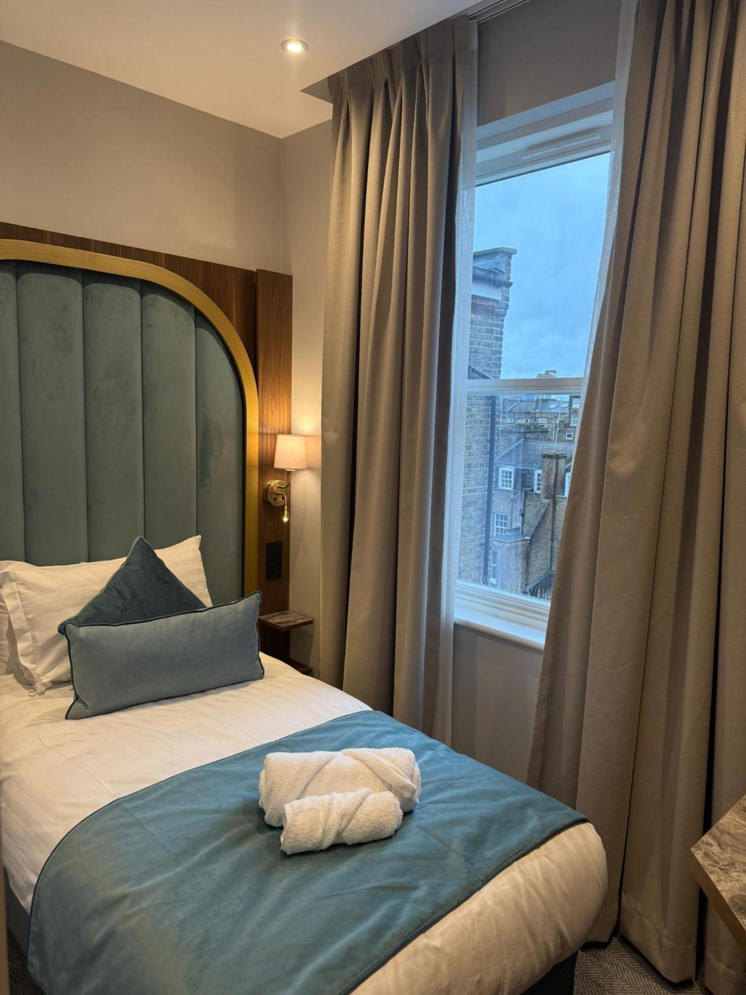 St Mark'S - Merit Hotels Лондон Екстериор снимка