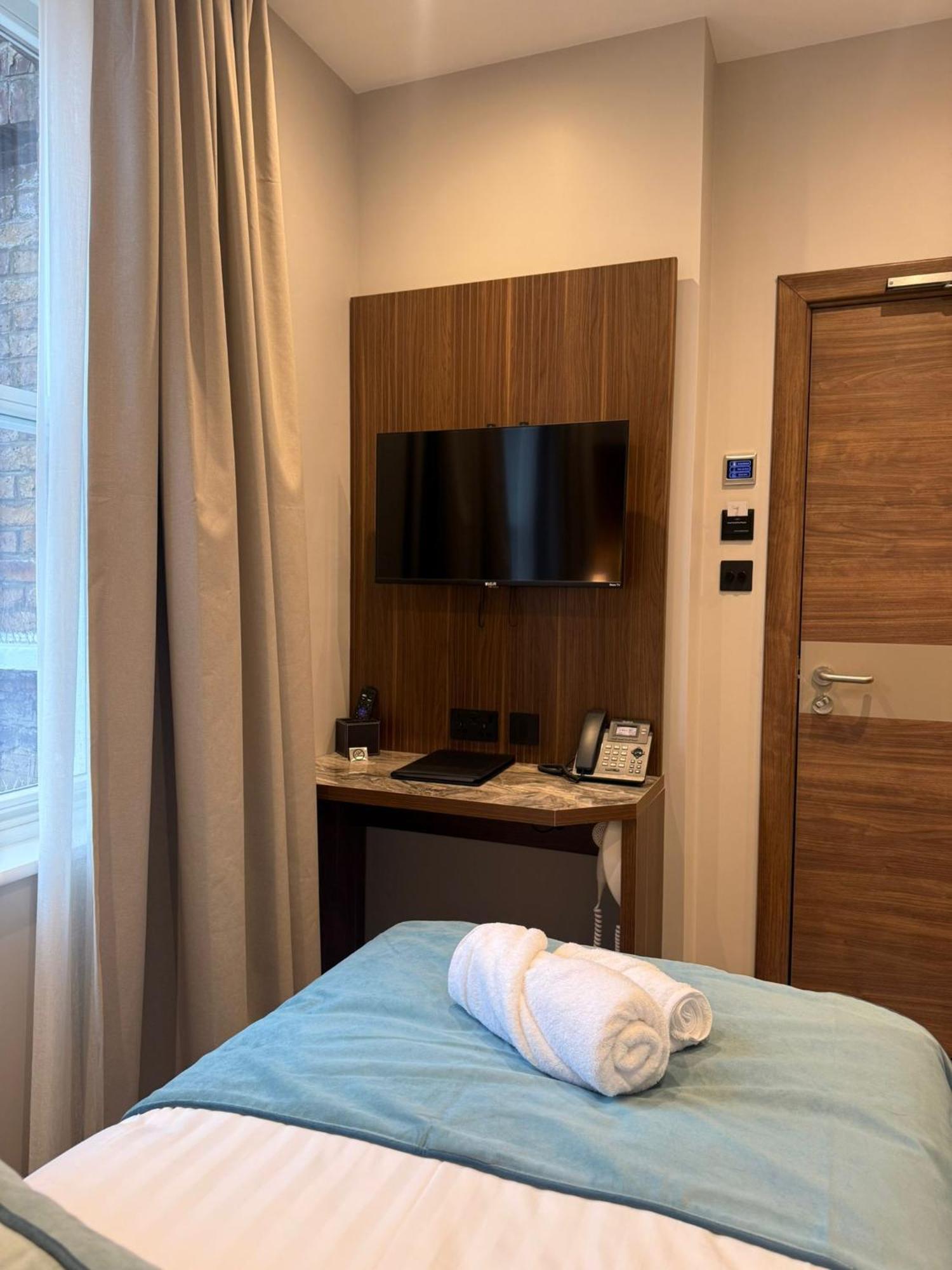 St Mark'S - Merit Hotels Лондон Екстериор снимка