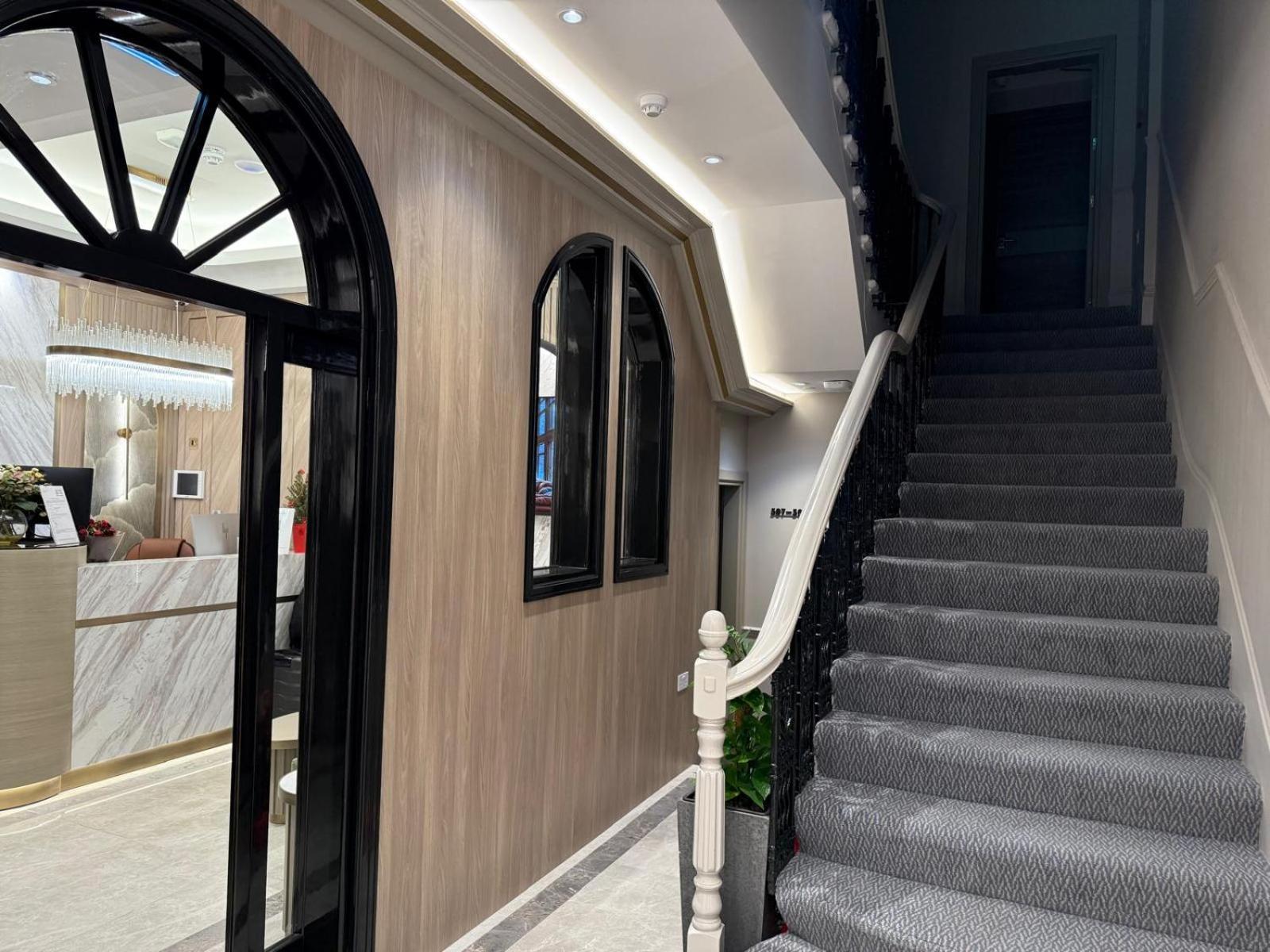 St Mark'S - Merit Hotels Лондон Екстериор снимка