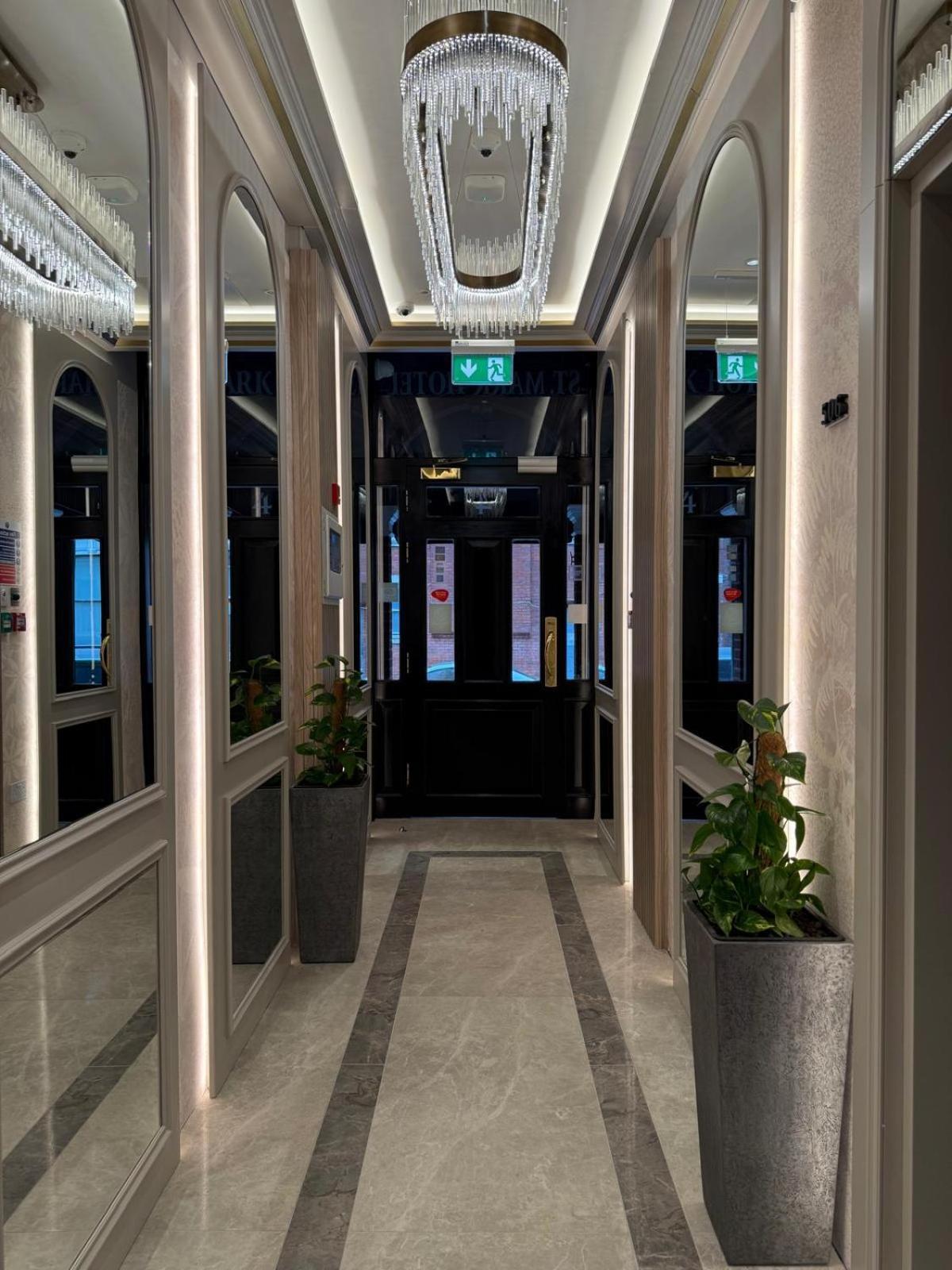 St Mark'S - Merit Hotels Лондон Екстериор снимка